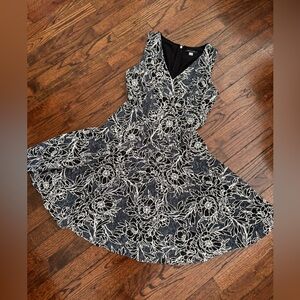 Tommy Hilfiger fit and flare petite Navy and White dress.